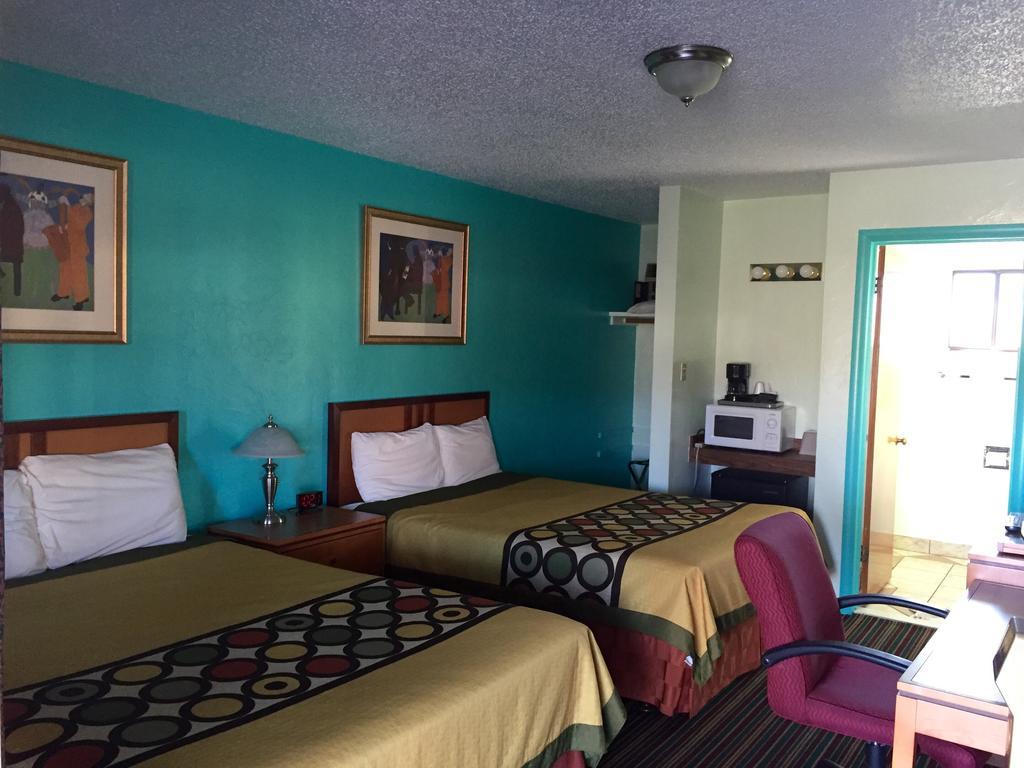 Klamath Motor Lodge Yreka Buitenkant foto