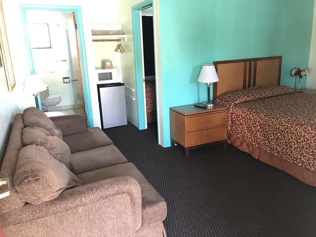 Klamath Motor Lodge Yreka Buitenkant foto